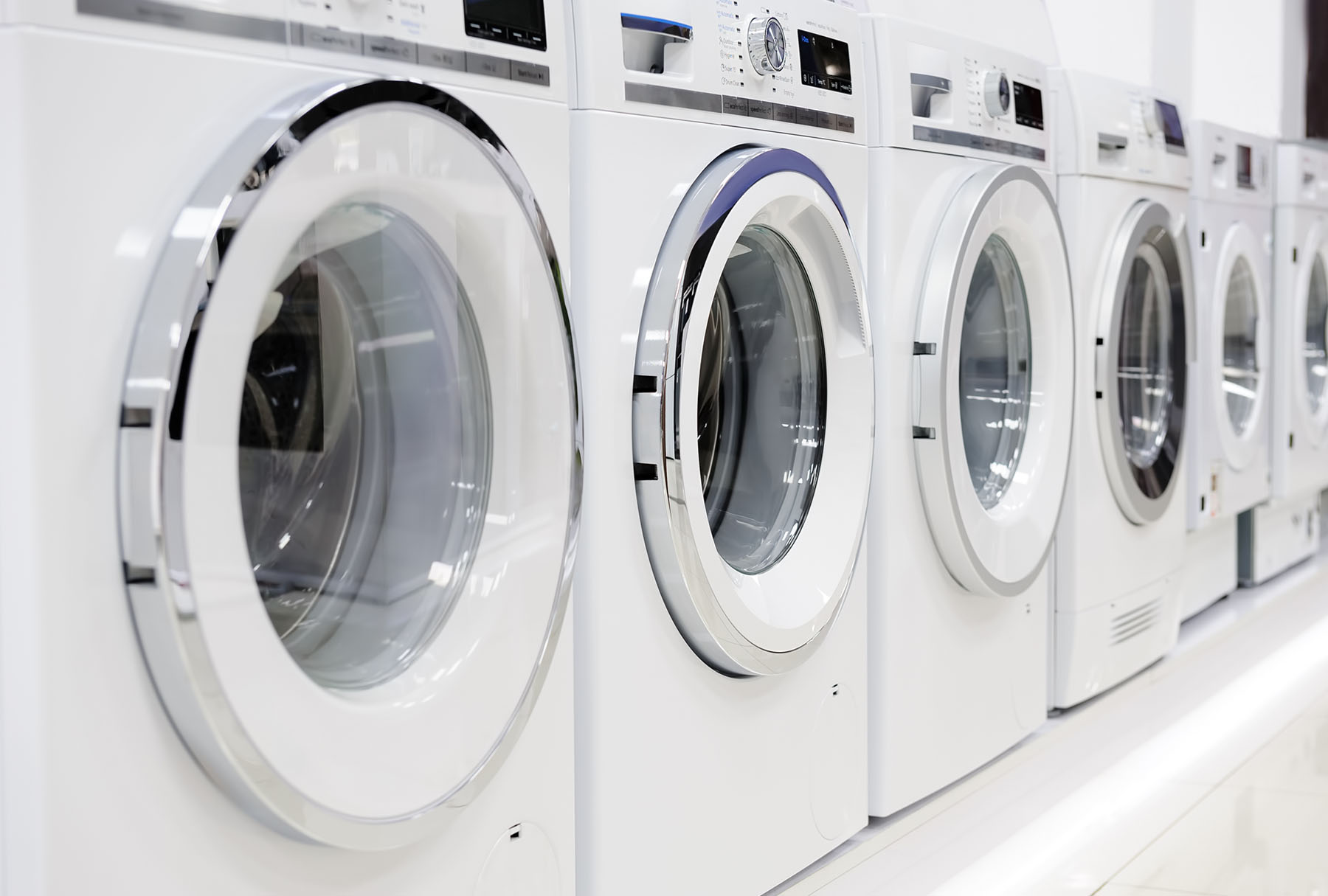 Nicolis Project | in-store digital communication store-esl-eldom Settori  