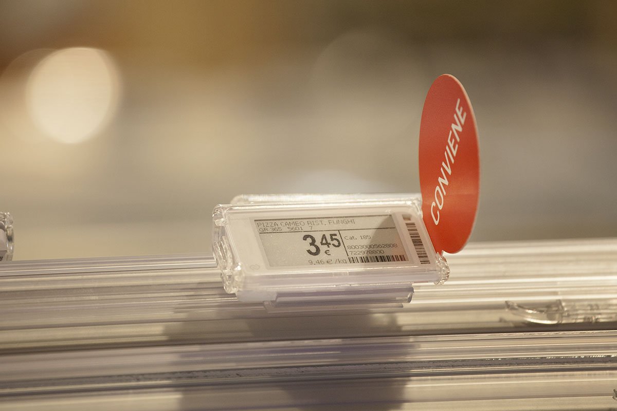 Nicolis Project | in-store digital communication slider_bsystem3 Sistemi di fissaggio e comunicazione bsystem3  