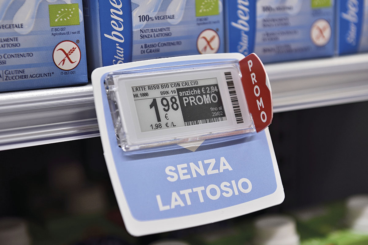 Nicolis Project | in-store digital communication slider_bsystem3g Sistemi di fissaggio e comunicazione bsystem3  