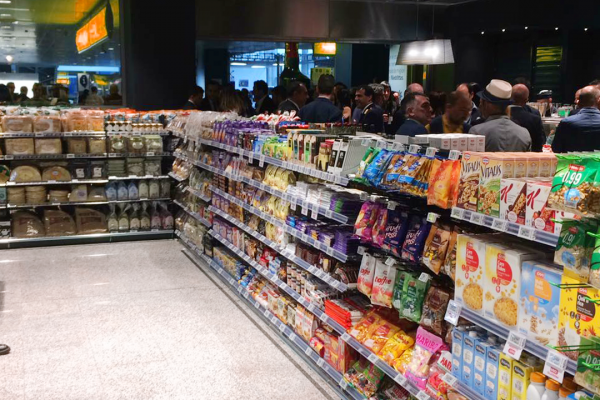 Nicolis Project | in-store digital communication elmas-nicolis-project-etichette-elettroniche4-600x400 Nicolis Project | in-store digital communication elmas-nicolis-project-etichette-elettroniche4-600x400 Elmas: apre il nuovo punto vendita CRAI con le soluzioni di comunicazione Nicolis Project