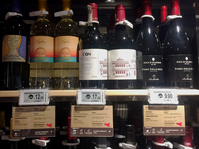 Nicolis Project | in-store digital communication Etichette-elettroniche-supermercato-enoteca Etichette elettroniche interattive e bsystem3 per il nuovo Gourmet Decò del Gruppo Arena  