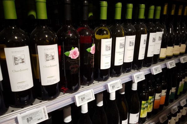 Nicolis Project | in-store digital communication etichette-elettroniche_Despar-Cornaiano-600x400 Le etichette elettroniche grafiche e bsystem3 al Kostner Despar di Cornaiano  