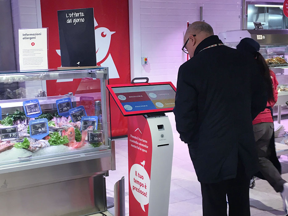 Nicolis Project | in-store digital communication kiosk-totem Nicolis Project | in-store digital communication kiosk-totem 5 vantaggi del Digital Signage per il tuo punto vendita
