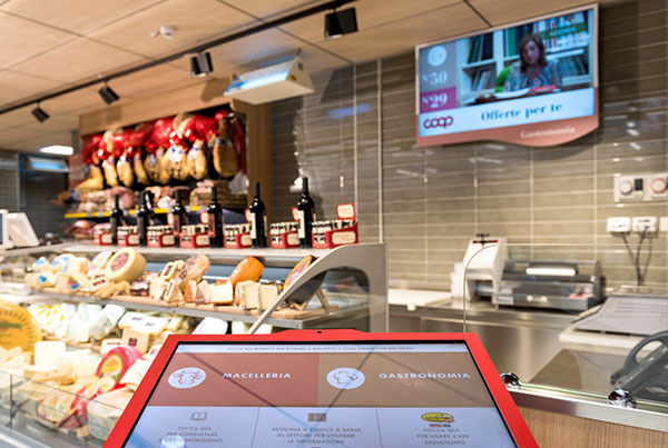 Nicolis Project | in-store digital communication vantaggi-Digital-Signage-thumb News  