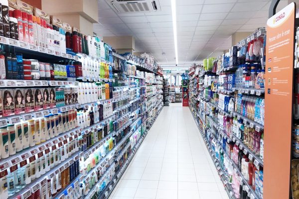 Nicolis Project | in-store digital communication scaffali-etichette-elettroniche-supermercato-conad-tirreno-600x400 Riapre il Conad Tirreno di Follonica con le soluzioni di comunicazione Nicolis Project  