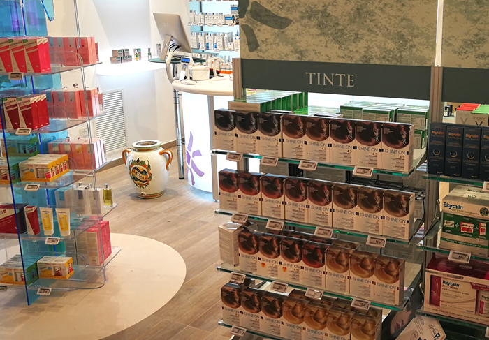 Nicolis Project | in-store digital communication etichette-elettroniche-farmacia Ad Ariano Arpino le etichette elettroniche migliorano l’aspetto e l’operatività della Farmacia del Tricolle  