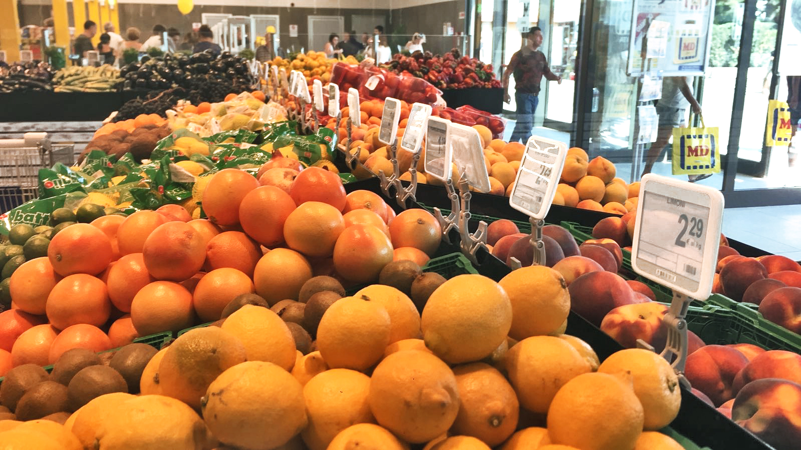 Nicolis Project | in-store digital communication etichette-elettroniche-ortofrutta Nicolis Project | in-store digital communication etichette-elettroniche-ortofrutta Cartellini prezzi elettronici nel nuovo MD di Pomezia: tante funzionalità per il personale e numerosi vantaggi per i clienti