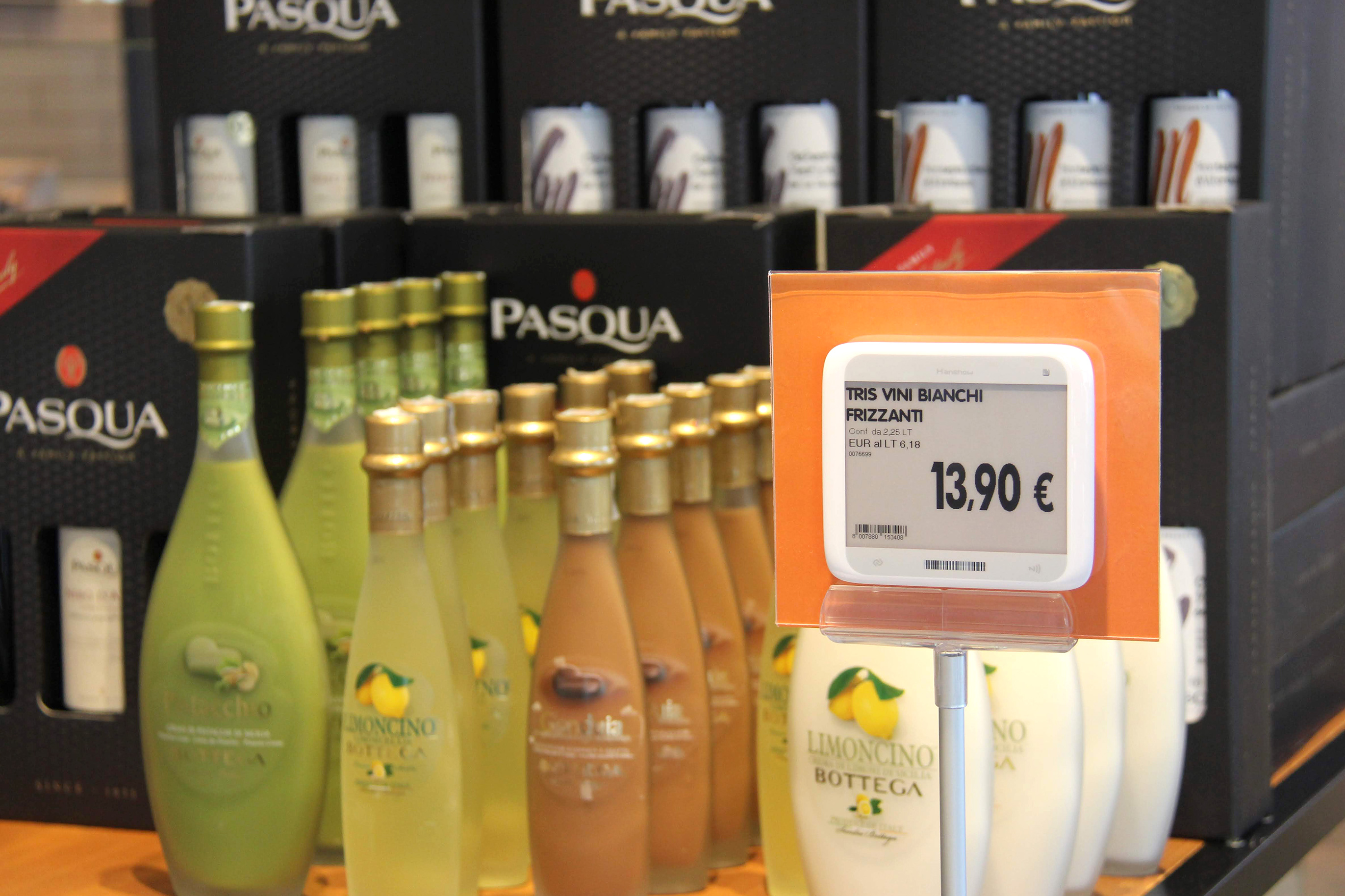 Nicolis Project | in-store digital communication etichette-elettroniche-interattive-xl Il Gruppo Cremonini sceglie le etichette elettroniche interattive proposte da Nicolis Project per gli Chef Express di RHO e Villarboit  