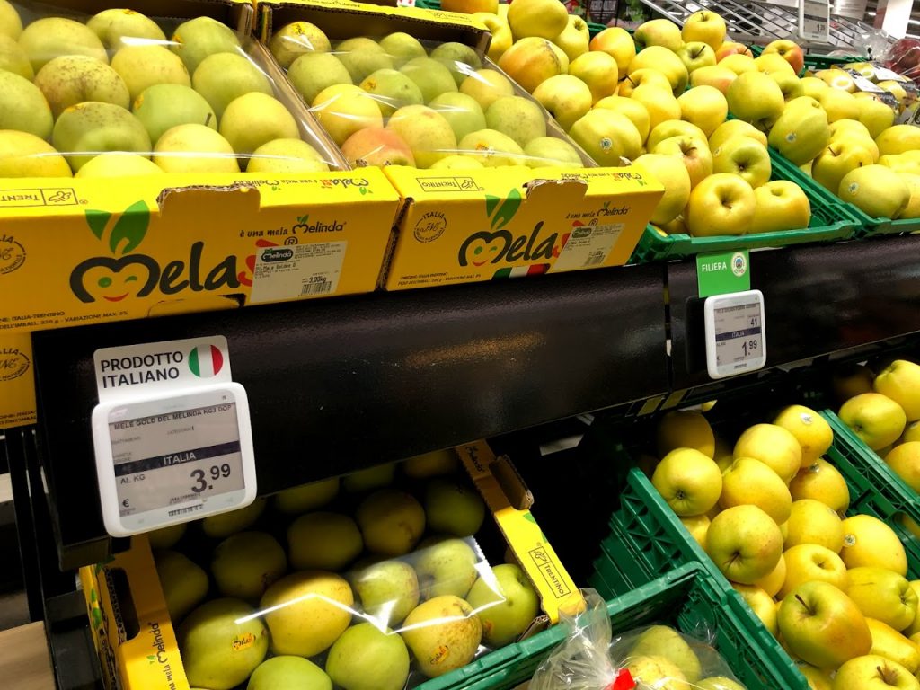 Nicolis Project | in-store digital communication etichette-elettroniche-auchan-torino--1024x768 A Torino Auchan rivoluziona l’esperienza del cliente e affida la gestione della comunicazione in-store alle soluzioni digitali offerte da Nicolis Project  