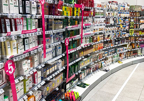 Nicolis Project | in-store digital communication Etichetta-elettronica-vinamata Nicolis Project | in-store digital communication Etichetta-elettronica-vinamata La farmacia Viñamata di Barcellona sostituisce le etichette digitali passando da LCD a display grafico