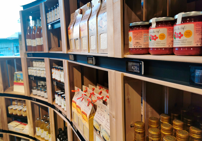 Nicolis Project | in-store digital communication pur-sudtirol-4 Nicolis Project | in-store digital communication pur-sudtirol-4 Pur Südtirol comunica l’unicità dei prodotti dell’Alto Adige con le etichette elettroniche