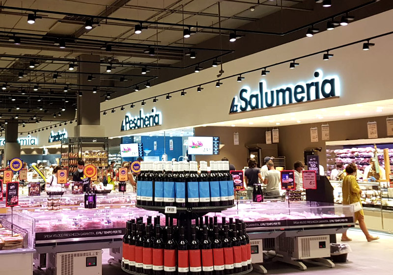 Nicolis Project | in-store digital communication np-nuovo-pdv-insegna-deco-4 Per il nuovo Iperstore Decò di Carini, Gruppo Arena sceglie Nicolis Project  