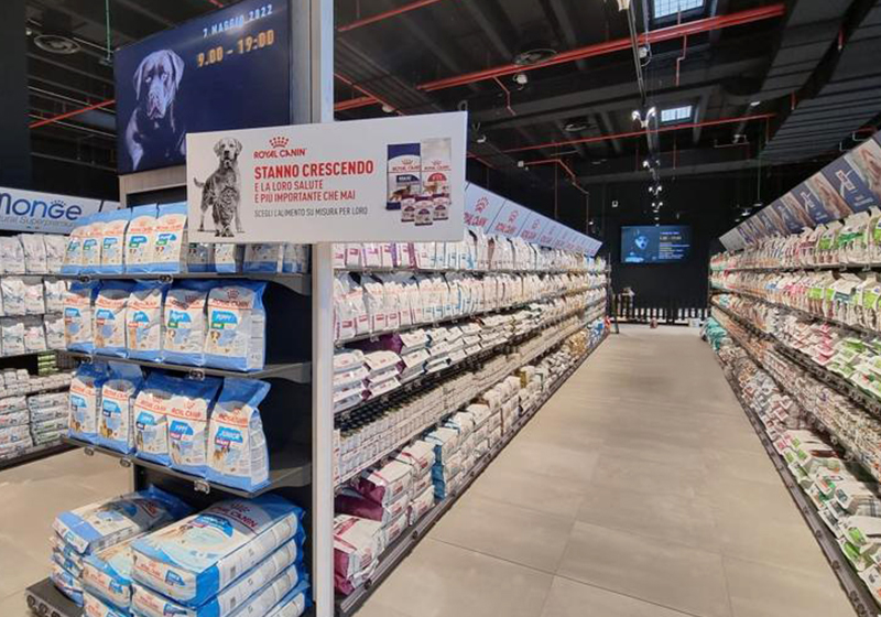Nicolis Project | in-store digital communication News-Petshop-Giulius-Milano_7 Le etichette nebular nel più grande Petstore d'Europa: inaugurato il nuovo punto vendita Giulius a Milano  