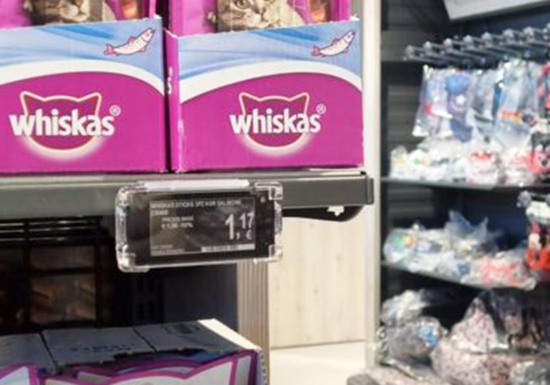 Nicolis Project | in-store digital communication News-Petshop-Giulius-Milano_8 Le etichette nebular nel più grande Petstore d'Europa: inaugurato il nuovo punto vendita Giulius a Milano  