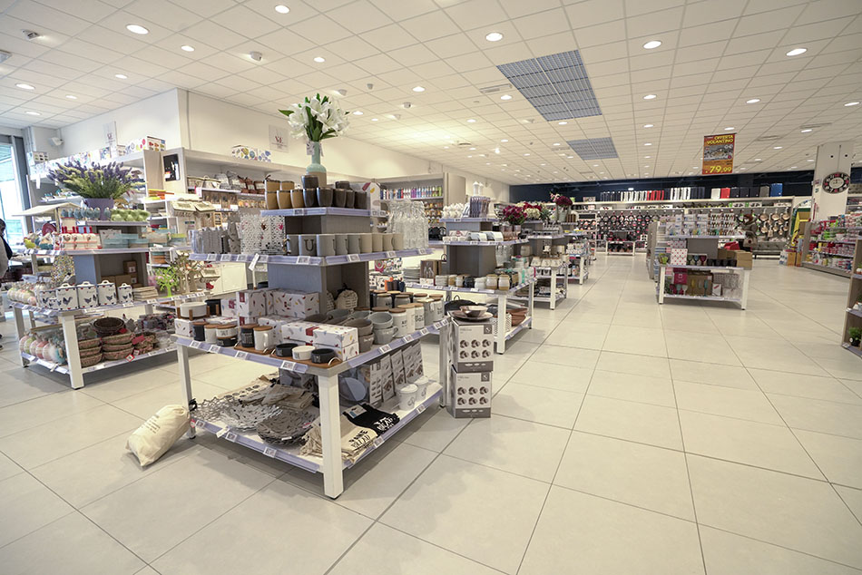 Nicolis Project | in-store digital communication DSC09972 Soluzioni digitali per punti vendita di arredamento e articoli per la casa  