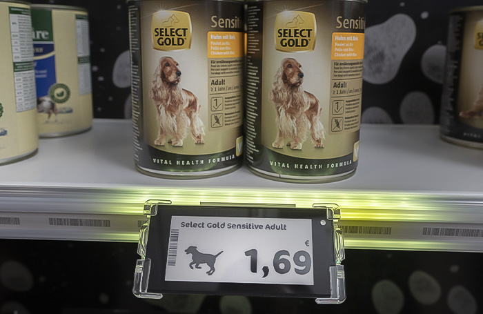 Nicolis Project | in-store digital communication on-light On light  