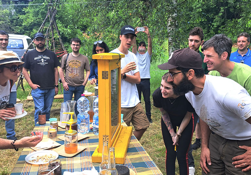 Nicolis Project | in-store digital communication np-img-news-giornata-apicolutra-2 Nicolis Project | in-store digital communication np-img-news-giornata-apicolutra-2 Nicolis Project Promuove la Sostenibilità e l'Amore per le Api